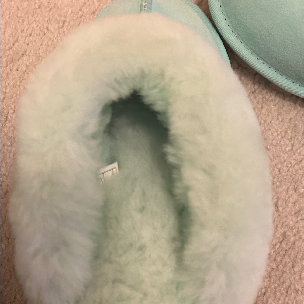 UGG Mint Green Shearling Lined Suede Slippers NWT - image 4